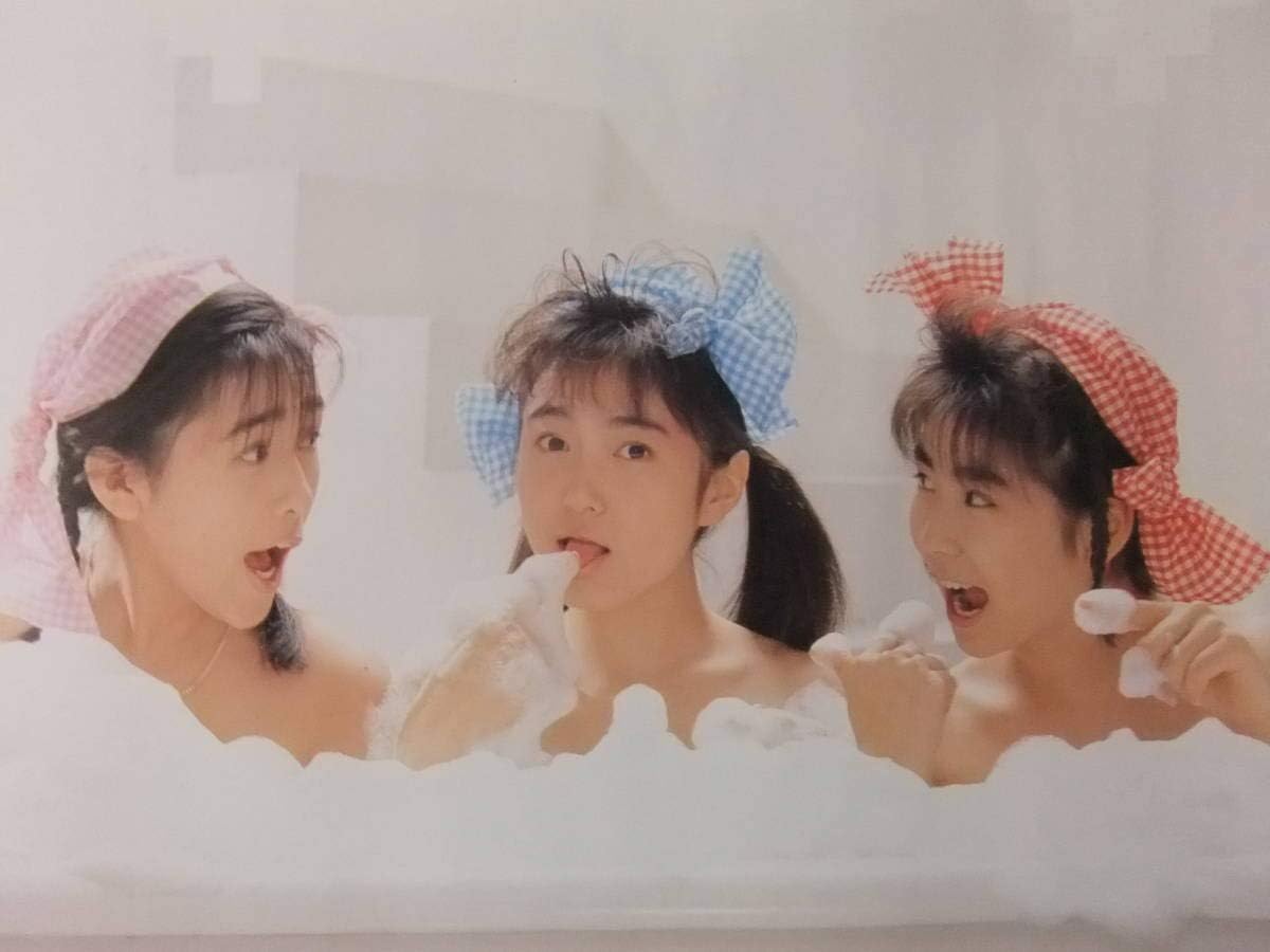 Amazon H5043特大アイドルポスターうしろ髪ひかれ隊生稲晃子工藤静香斉藤満喜子 アニメ 萌えグッズ 通販