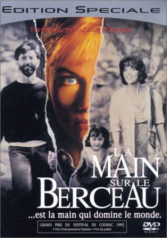 La Main Sur Le Berceau