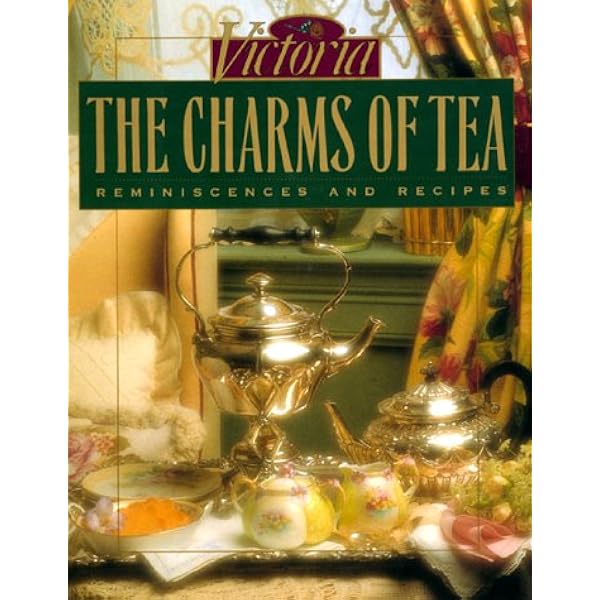 Victoria: At Home with White: Celebrating the Intimate Home