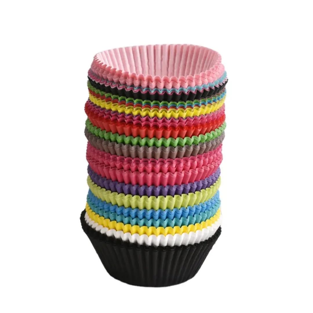 Smart Baking 200 Pack Non-Stick Paper Muffin Cases Liners and Cupcake Moulds (200 Pack) The Colour May be Varied.