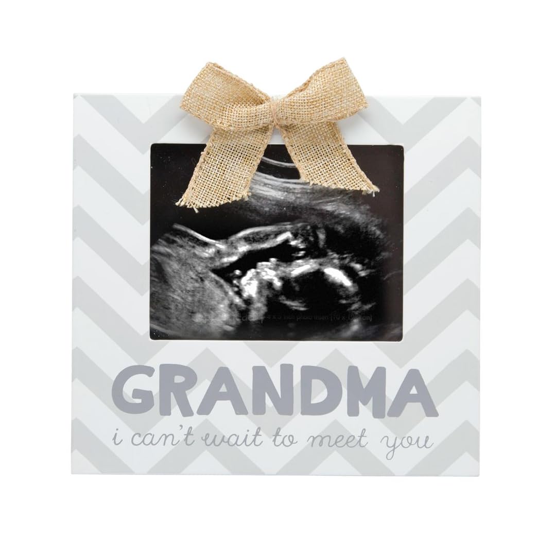 Pearhead Grandma Pregnancy Announcement Sonogram Picture Frame, Gender-Neutral Pregnancy Keepsake Photo Frame, Baby Nursery Décor