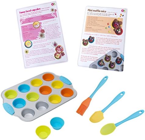 Casdon Little Cook SupRchef 12 Mini Cupcake Set with Utensils, Multicolored