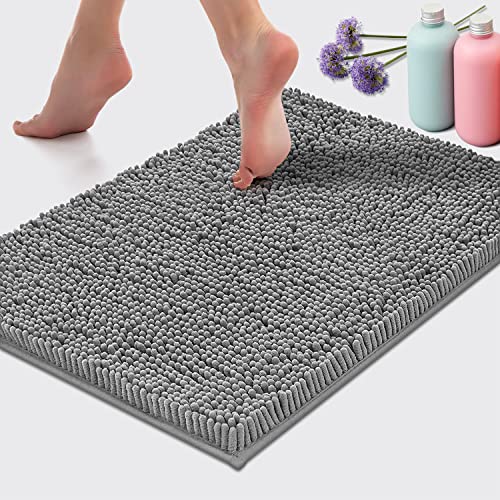 LuxUrux Small Bath Mat – AS-SEEN-ON-TV – Extra-Soft Plush Shower Rug, 42 x 60 cm Compact Chenille Microfiber Bathroom Rug, Super Absorbent Shaggy Bath Mat (Light Grey)