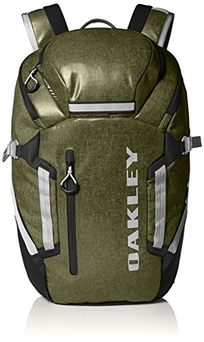 Oakley Men's Voyage 25L Backpack