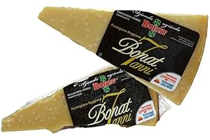 PARMIGIANO REGGIANO BONAT BONAT, Parmigiano Reggiano Pdo, aged for 7 years, 1 kg. (2,3 lbs) + a cotton freshness sack. 1/36 of whole wheel