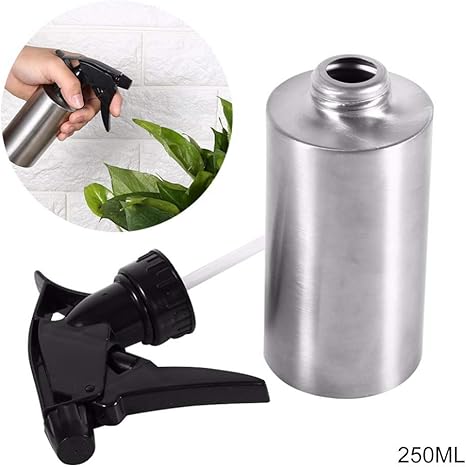 Amazon Yisily スプレーヤー 散水缶 噴霧器 霧吹き ジェット 細かい 散水用品 ガーデニング 園芸 花瓶 植木 花 多肉植物 サボテン スパイス 花屋 店舗用 ベランダ 250ml 霧吹き