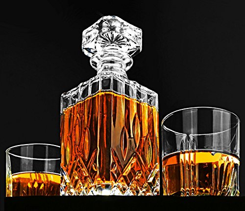 James Scott Crystal Liquor Decanter with Stopper-Whiskey Decanter for Wine, Bourbon, Brandy, and Liquor 650ml- Perfect Gift!