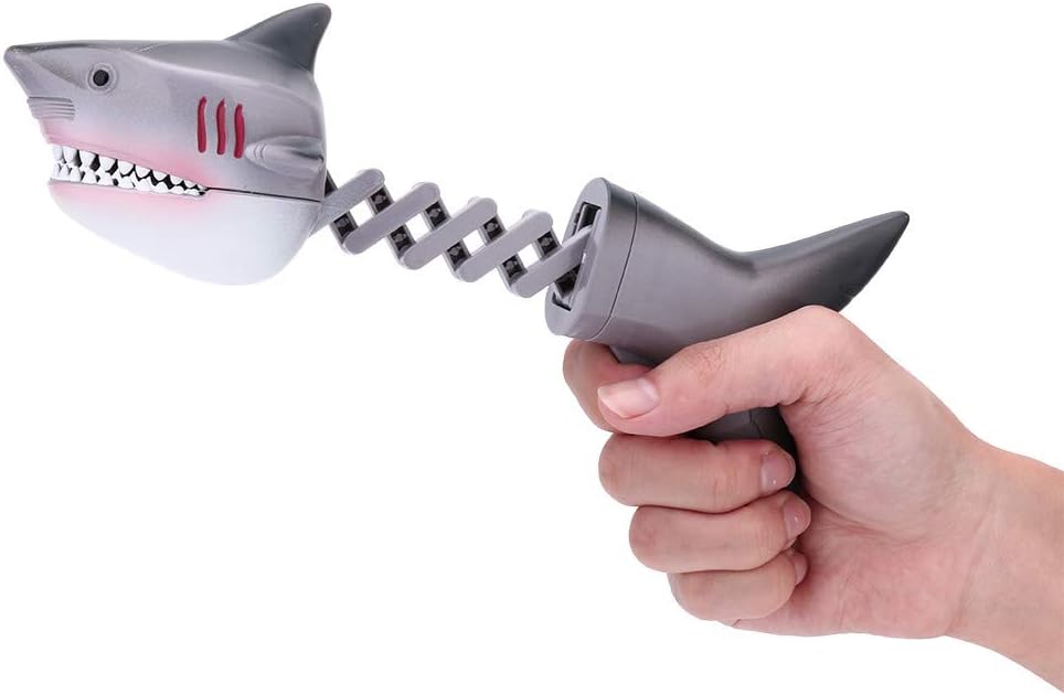shark pincher grabber toy