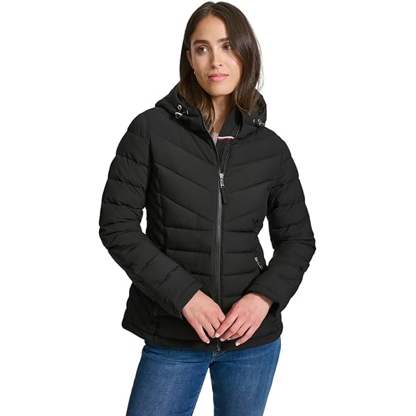 Amazon.com: Nautica Women's Short Stretch Lightweight Puffer