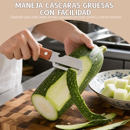 Pelador Multifuncional de Verduras 2026 Upgrade con Mango de Madera, Cuchillo Pelador de Acero Inoxidable 3 en 1, Rallador de Cebolla y Abridor de Botellas, para Cocina, Camping y BBQ (2pcs)
