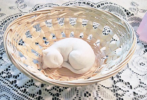 Silicone Mold of Sleeping Kitty for Food and Crafts - Thumbnail 4