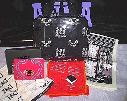 Amazon Co Jp アナスイ 福袋 パスケース トランク型 バッグ コスメバッグ Annasui セーラームーン ステラシリーズ Hobby