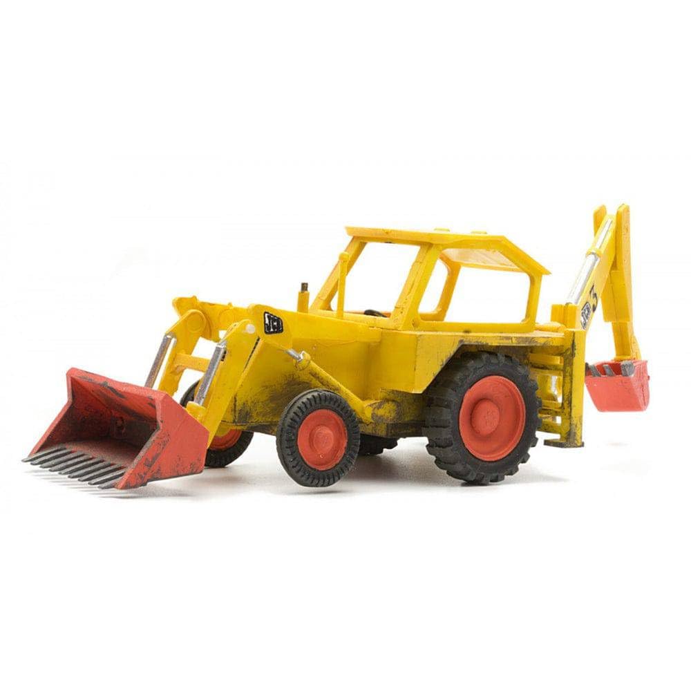 Dapol Model Railway JCB Plastic Kit - OO Scale 1/76
