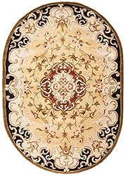 SAFAVIEH Classic Collection Area Rug - 7'6" x