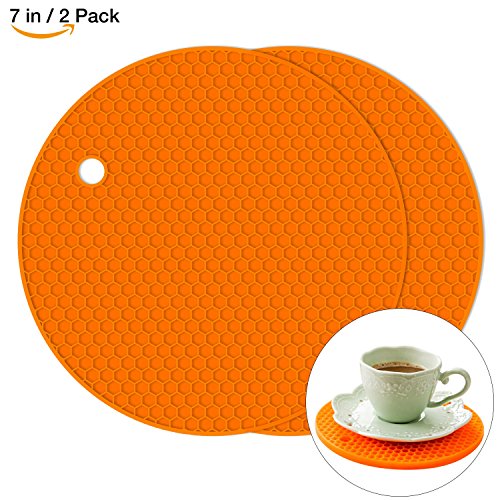 HsuiBhs Silicone Pot Holder 2 Pack, Circular Silicone Hot Pads, Dishwasher Safe, Heat Resistant Placemat HB-GJD/Round/Orange/2 Pcs