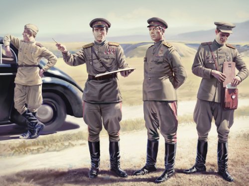 ICM Models Soviet Staff Personnel 1943-1945 Building Kit