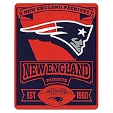 NFL Marquee Logo Lightweight Fleece Blanket (New England Patriots)
