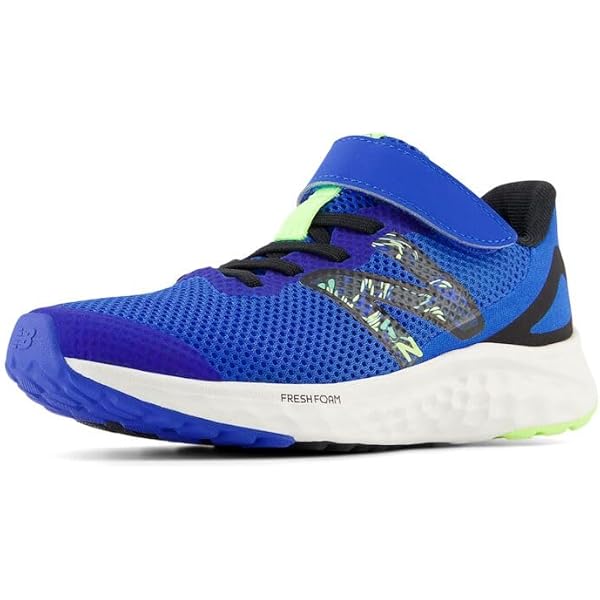 Amazon.com | New Balance Kids ITRAVRB2 Running Shoe, Team