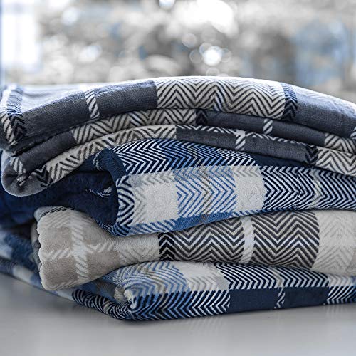 EverGrace Luxury Flannel Plaid Faux Fur Throw Blanket, Super Soft Lightweight Microfiber Bedding Blanket for Couch or Outdoor Travel Use W50 x L60 (Blue) - Thumbnail 7