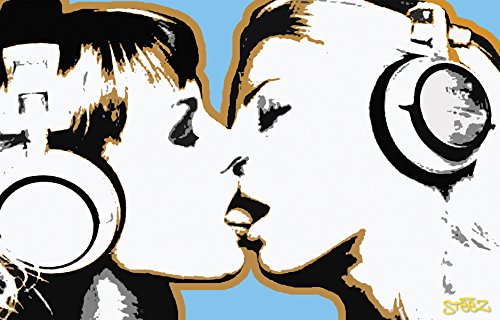 Steez Girls Kissing Urban Graffiti Art Poster Print 24 by 36