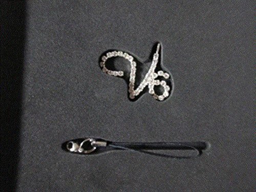 V6 オリジナルチャーム 10周年記念品 Fc限定の買取価格 相場 高価買取なら買取一括比較のウリドキ