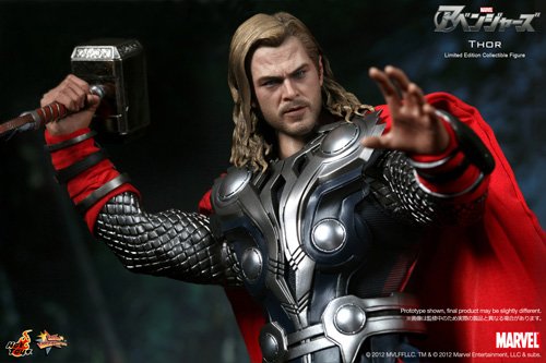 Hot ToysMovie Masterpiece - 1/6 Scale Fully Poseable Figure: The Avengers - Thor