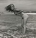 Posterazzi DAP1206 Marilyn Monroe-Ocean Photo