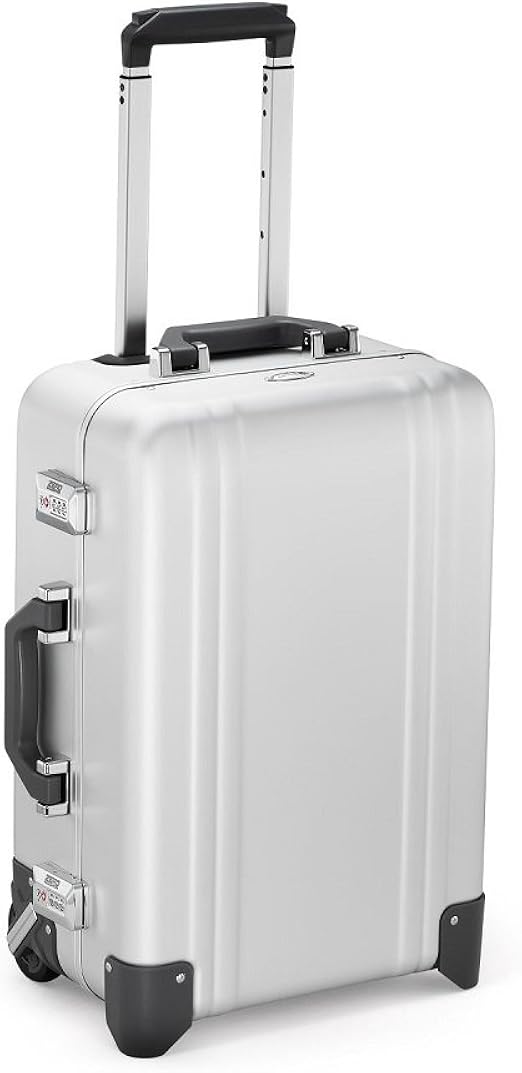 Zero Halliburton Classic Aluminum 2.0 CarryOn 2 Wheel