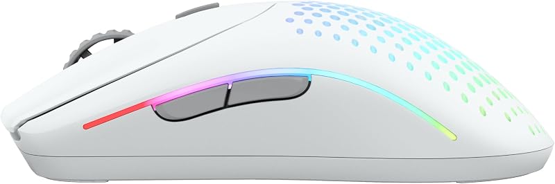 Model O 2 Wireless Gaming-Maus, 68g, BAMF 2.0 Sensor, in Mattweiß