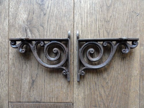 knobs and knockers Pair of small victorian Style Cast Iron Shelf Brackets