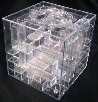 Amazon 3d迷路をクリアしないと開けられない貯金箱 3dメイズバンク おもちゃ おもちゃ