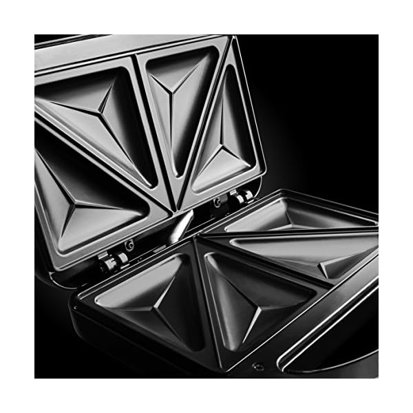 Russell Hobbs 4008496937660 RU-24540 3-in-1 Sandwich/Panini and Waffle Maker, 760 W, Black