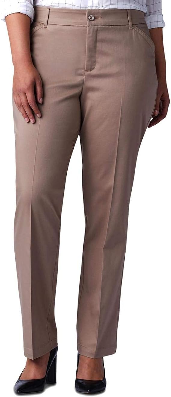 Lee Women's Plus Size Flex Motion Regular Fit Straight Leg Pant at