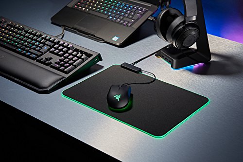 Razer Goliathus Chroma - Soft Gaming Mouse Mat with Chroma