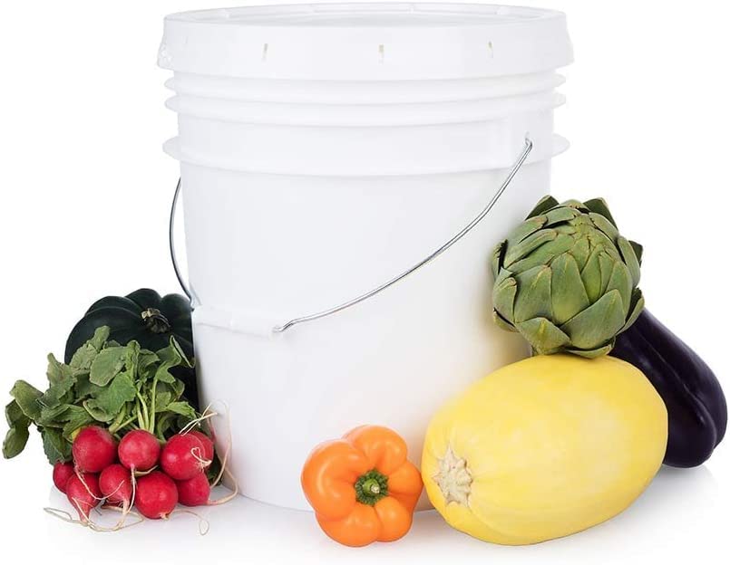 5 Gallon White Plastic Bucket & Lid Durable 90 Mil All Purpose Pail