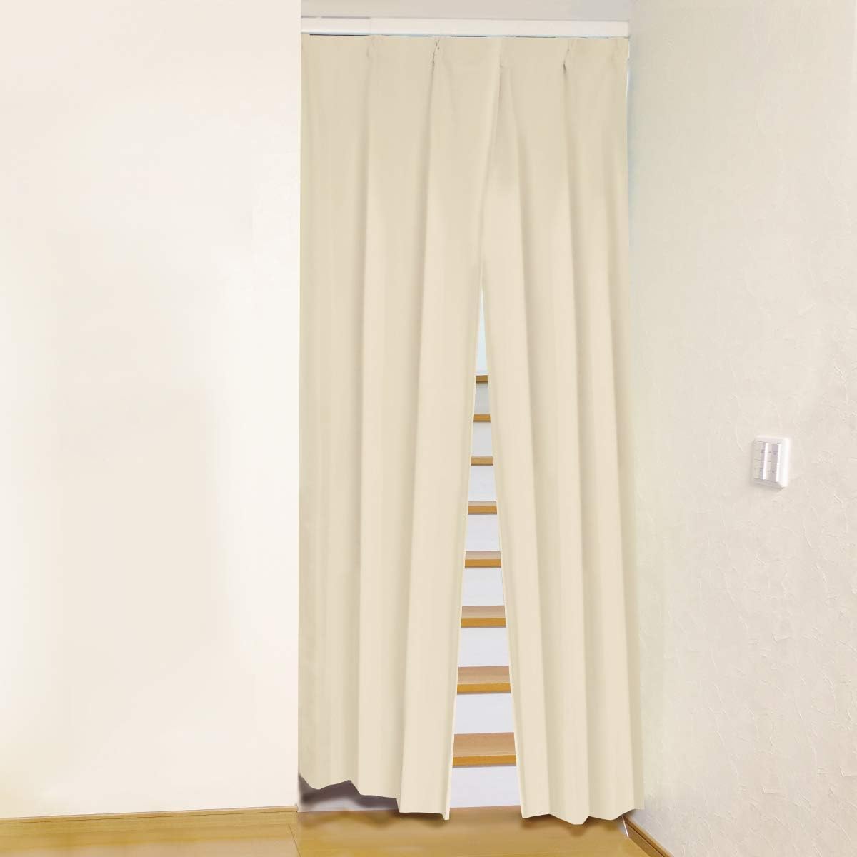 Amazon.co.jp [カーテンくれない] リビング階段や玄間の【間仕切り】にスリットカーテン レールセット 遮熱カーテン 突っ張り式
