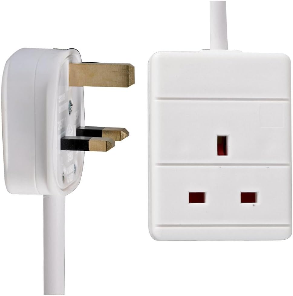 PRO ELEC 1-Gang Extension Lead 0.5m White 13A BS 1363/A
