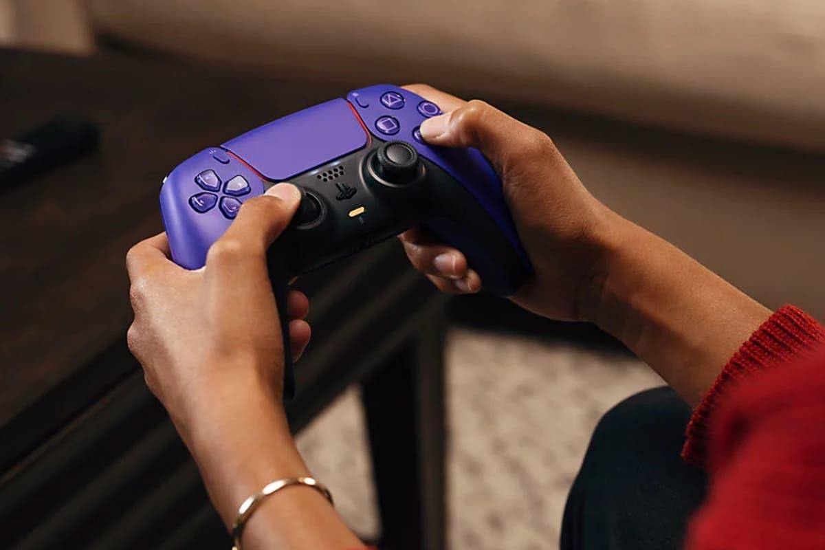 Playstation DualSense® Wireless-Controller - Galactic Purple 5