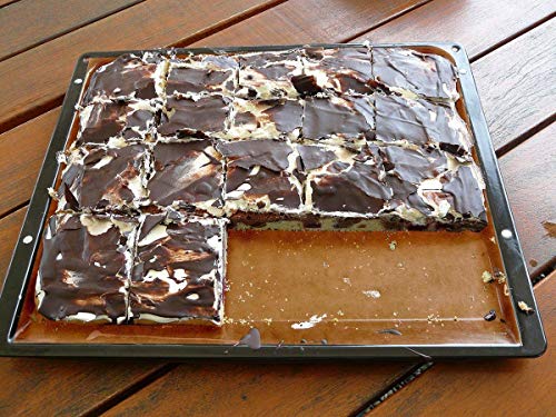 YIYATOO 12x16 (50 Pcs) Unbleached Parchment Paper Baking Sheets - Exact Fit for Your Half Sheet Pans - - Will Not Curl or Burn - Non-Toxic - Greaseproof