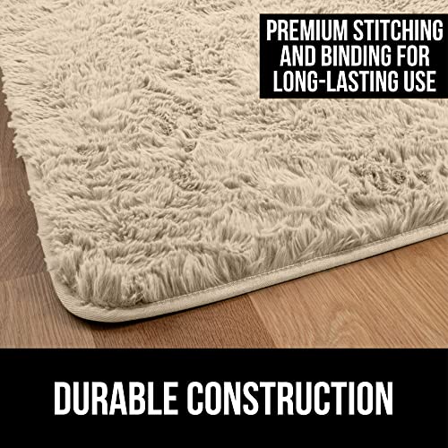 Gorilla Grip Soft Faux Fur Area Rug, Washable, Shed and Fade Resistant