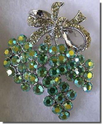 Silver Bow Brooch Pin With Green Crystals B1R3