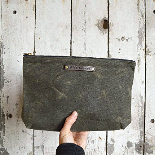 Large Waxed Canvas Pouch in Moss - Thumbnail 5