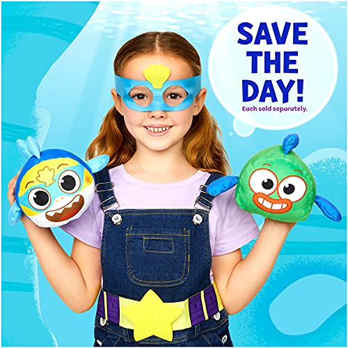 Baby Shark's Big Show! Reversible William Plush Flips Into Captain Kelp