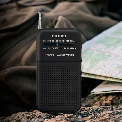 Aiwa Radio Portátil Am/FM de Bolsillo AWFML1, Altavoz 1.5”, Conector Audífonos 3.5 mm, Funciona con 2 AAA, Diseño Compacto Ligero Color Negro, Recepción Clara y Fácil de Usar