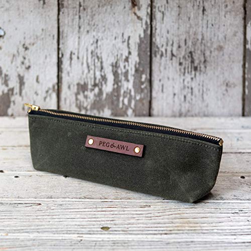 The Drafter Pouch in Moss