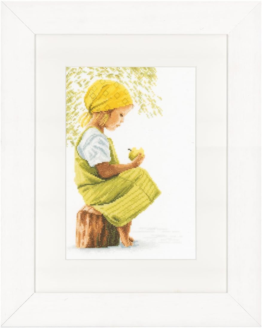 Lanarte Counted Cross Stitch Kit: Girl with Apple (Evenweave), NA, 20 x 30cm