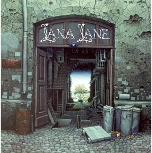 Garden of the Moon - Amazon.co.uk