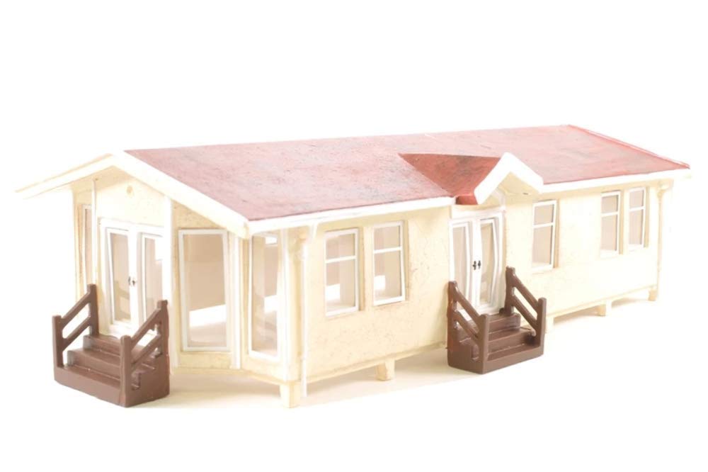Hornby R9802 OO Gauge Modern Prefab - Model Railway Accessories, Miniature Diorama Scenery Train Sets - Lifelike Building Models - Scale 1:76