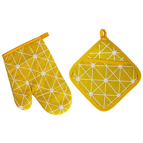 IEIK Oven Mitts and Potholders, Kitchen Mitts and Pot Holders with Recycled Cotton Non-Slip Cooking Gloves for BBQ Cooking Baking Grilling, Set of 4 (Yellow)