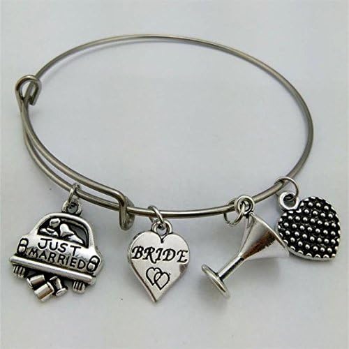 Just Married Bracelet, Bride Bracelet, Gift for Bride, , bangle bracelet, lovers bracelet, just married, in love, tied the knot,